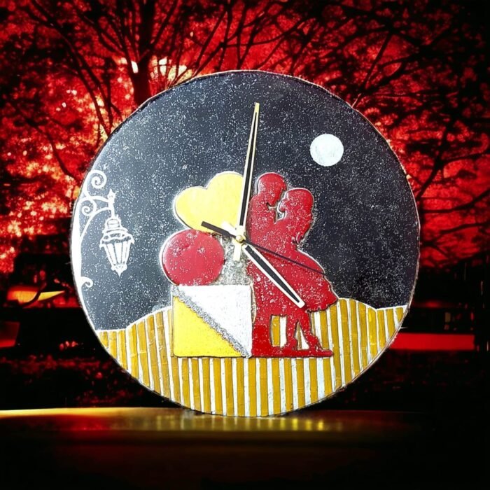 Hum-Tum-3d-exclusive-CLOCK-5-1.jpg Cozy Love Clock